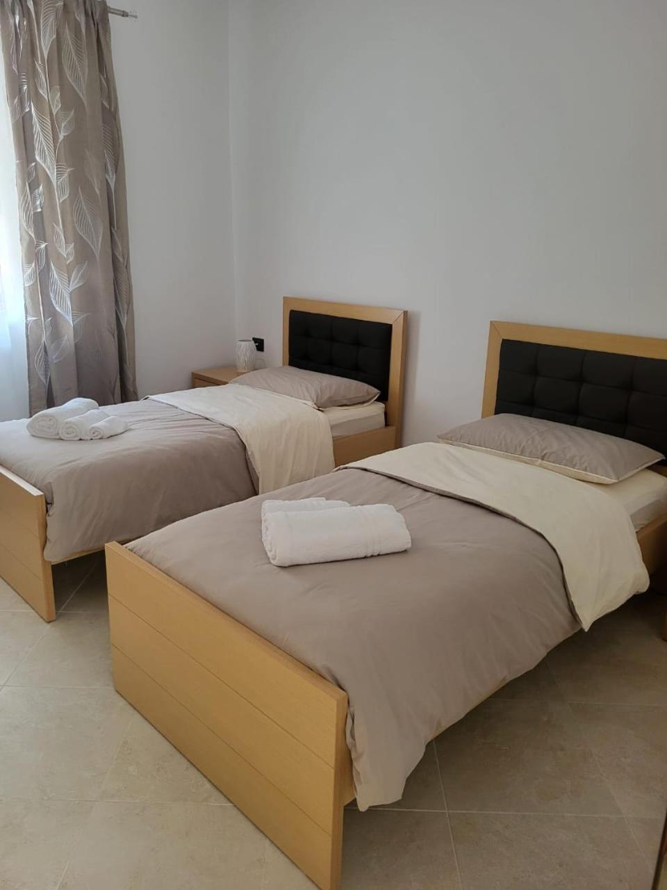 Habitación en casa particular Vokopola