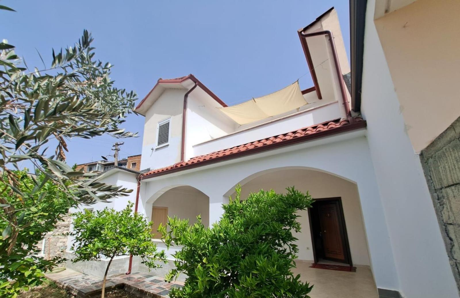 Vokopola Privat overnatting Berat