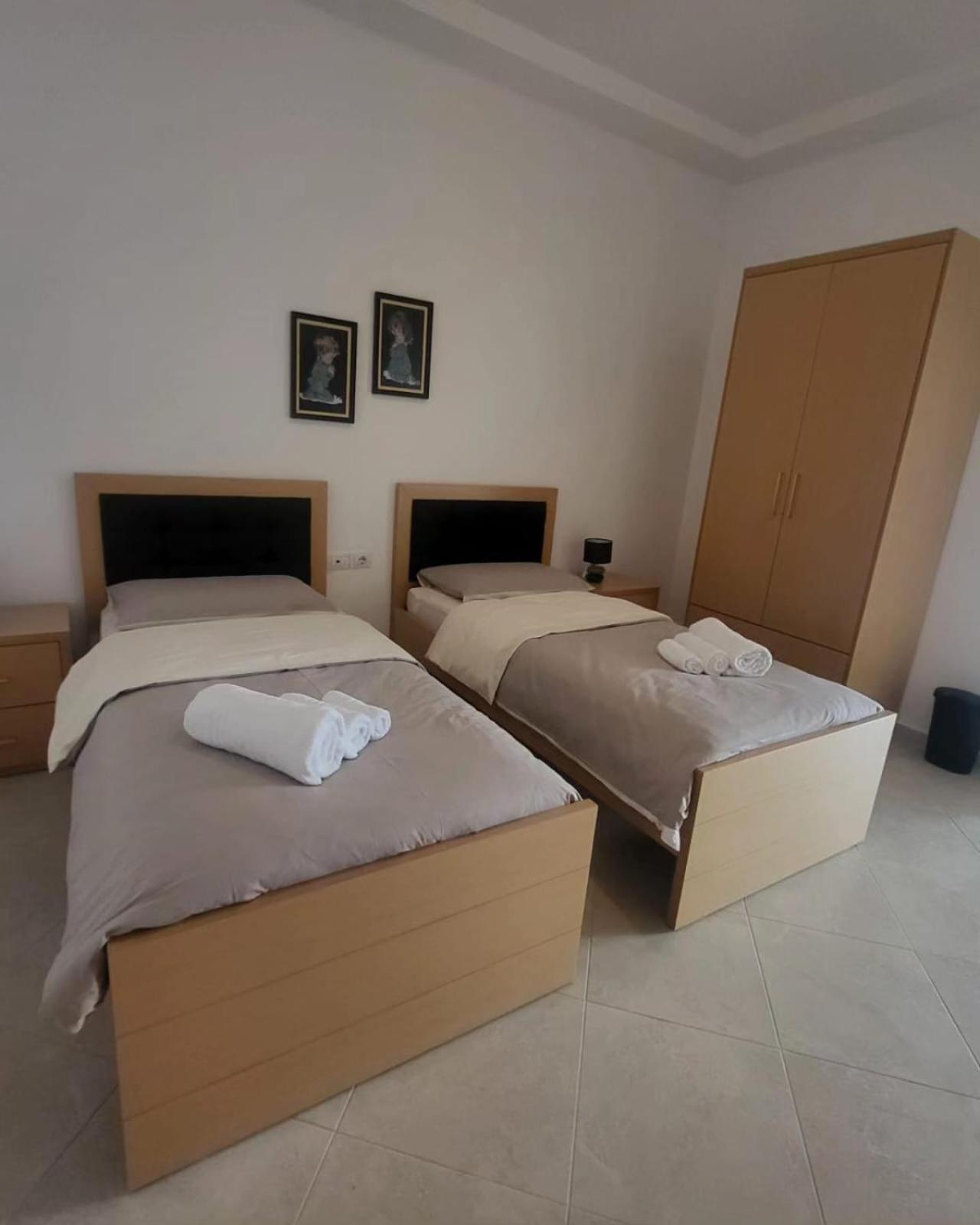 Vokopola Privat overnatting Berat