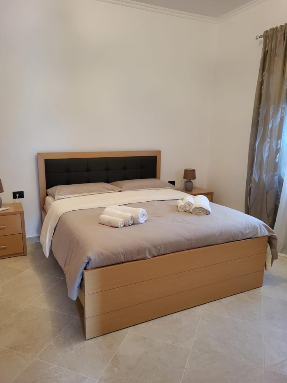 Privat overnatting Vokopola Berat